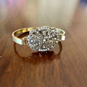 Gold rhinestone bracelet